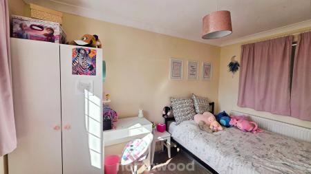 4 bedroom Detached house to let in Goodison Boulevard, Cantley, Doncaster, DN4