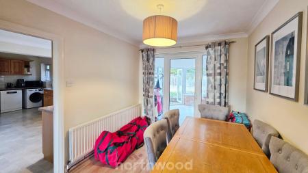 4 bedroom Detached house to let in Goodison Boulevard, Cantley, Doncaster, DN4