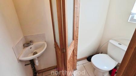 3 bedroom Semi-detached house to let in Sandringham Road, Intake, Doncaster, DN2