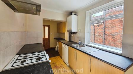 3 bedroom Semi-detached house to let in Sandringham Road, Intake, Doncaster, DN2