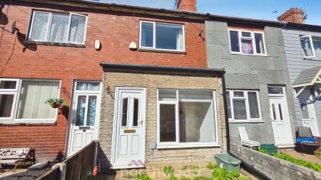 2 bedroom Terraced House to let in Riviera Parade, Bentley, Doncaster, DN5