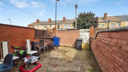 2 bedroom Terraced House for sale in Sheardown Street, Hexthorpe, Doncaster, DN4
