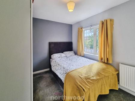 3 bedroom Semi-detached house for sale in Broomhouse Lane, Edlington, Doncaster, DN12