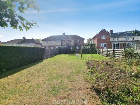 3 bedroom Semi-detached house for sale in Broomhouse Lane, Edlington, Doncaster, DN12