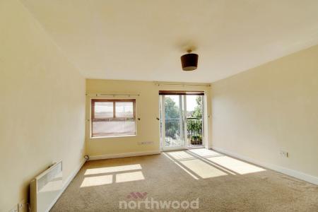 1 bedroom Flat for sale in Springfield Court, Scawthorpe, Doncaster, DN5