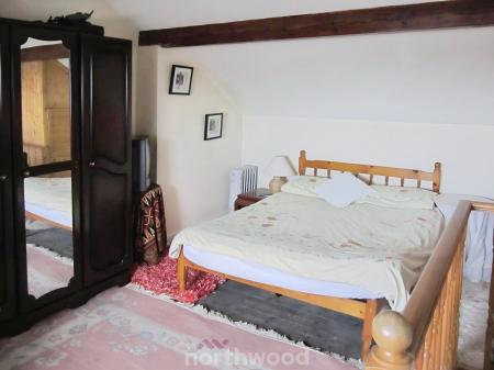 3 bedroom Terraced House for sale in Apley Road, Hyde Park, Doncaster, DN1