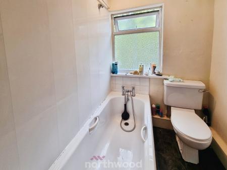 2 bedroom Terraced House for sale in Grove Avenue, Off York Road, Doncaster, Doncaster, DN5