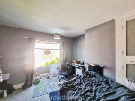 2 bedroom Terraced House for sale in Grove Avenue, Off York Road, Doncaster, Doncaster, DN5