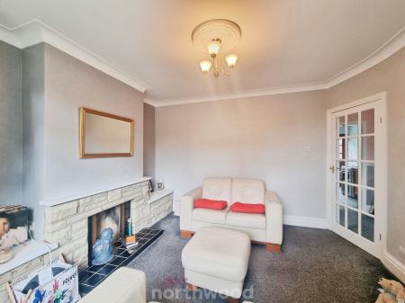 3 bedroom Semi-detached house to let in Harrowden Road, Wheatley, Doncaster, DN2