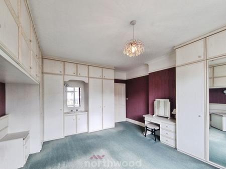 5 bedroom Detached house for sale in Axholme Road, Wheatley, Doncaster, DN2