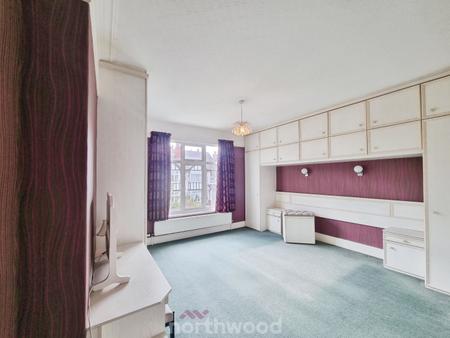 5 bedroom Detached house for sale in Axholme Road, Wheatley, Doncaster, DN2