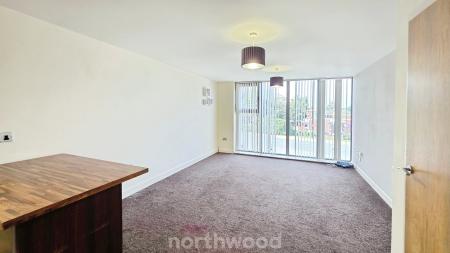 1 bedroom Flat to let in Low Road, Balby, Doncaster, DN4