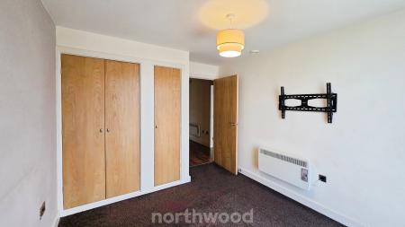 1 bedroom Flat to let in Low Road, Balby, Doncaster, DN4