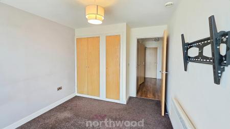 1 bedroom Flat to let in Low Road, Balby, Doncaster, DN4