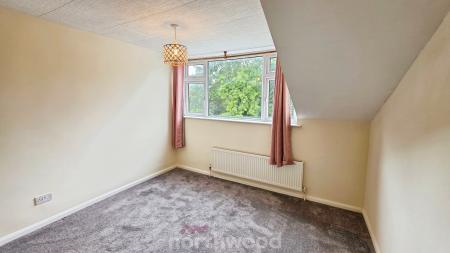 4 bedroom Detached house to let in Field House Road, Sprotbrough, Doncaster, DN5