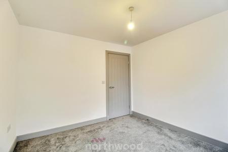 1 bedroom Flat to let in Portland Place, Doncaster, DN1