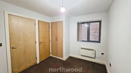 2 bedroom Flat to let in Low Road, Balby, Doncaster, DN4