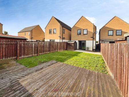3 bedroom Detached house to let in Golden Fleece Court, Beckett Road, Doncaster, DN2
