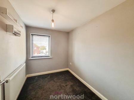 3 bedroom Detached house to let in Golden Fleece Court, Beckett Road, Doncaster, DN2