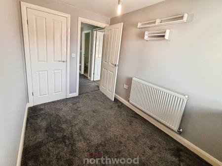 3 bedroom Detached house to let in Golden Fleece Court, Beckett Road, Doncaster, DN2