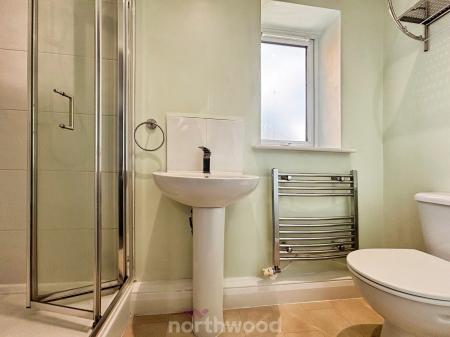 3 bedroom Detached house to let in Golden Fleece Court, Beckett Road, Doncaster, DN2