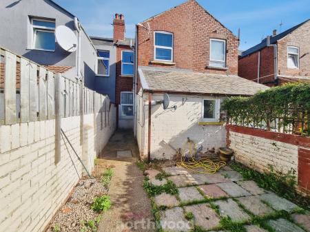 3 bedroom Terraced House for sale in Alexandra Road, Balby, Doncaster, DN4