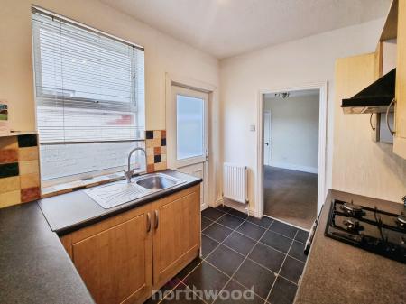 3 bedroom Terraced House for sale in Alexandra Road, Balby, Doncaster, DN4