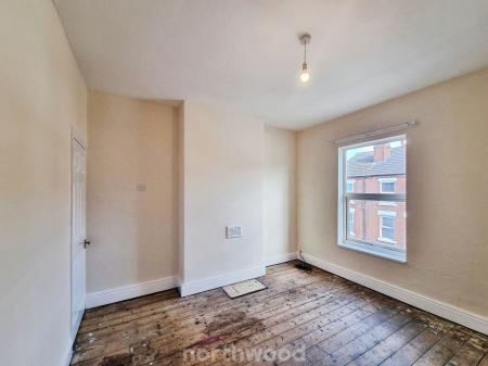 3 bedroom Terraced House for sale in Alexandra Road, Balby, Doncaster, DN4