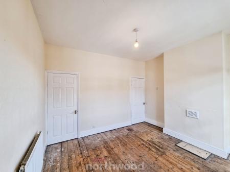 3 bedroom Terraced House for sale in Alexandra Road, Balby, Doncaster, DN4