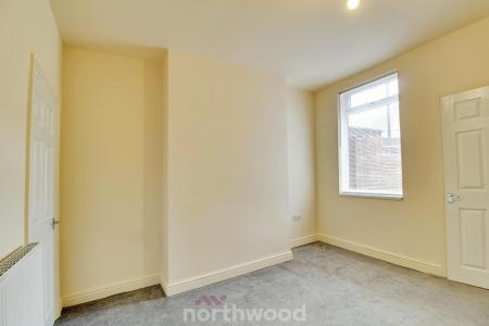 2 bedroom Terraced House to let in Somerset Road, Hyde Park, Doncaster, DN1