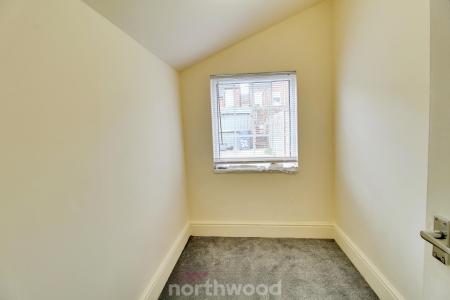 2 bedroom Terraced House to let in Somerset Road, Hyde Park, Doncaster, DN1