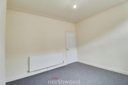 2 bedroom Terraced House to let in Somerset Road, Hyde Park, Doncaster, DN1