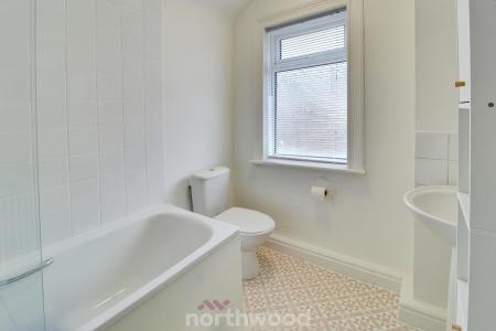 2 bedroom Terraced House to let in Somerset Road, Hyde Park, Doncaster, DN1