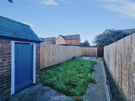 2 bedroom Terraced House to let in Beechfield Road, Hyde Park, Doncaster, DN1
