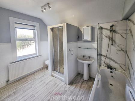 2 bedroom Terraced House to let in Beechfield Road, Hyde Park, Doncaster, DN1