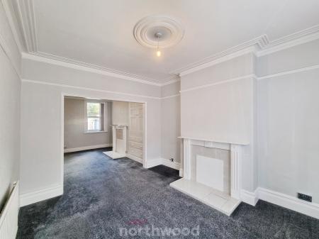 2 bedroom Terraced House to let in Beechfield Road, Hyde Park, Doncaster, DN1