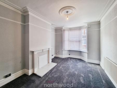 2 bedroom Terraced House to let in Beechfield Road, Hyde Park, Doncaster, DN1
