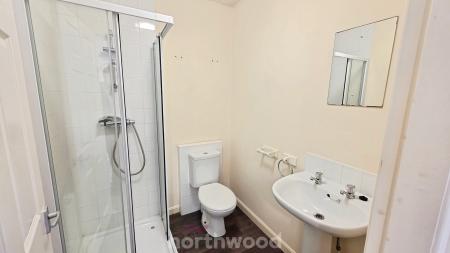 1 bedroom Flat to let in Askern Road, Carcroft, Doncaster, DN6