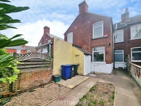 3 bedroom Terraced House for sale in Lockwood Road, Wheatley, Doncaster, DN1