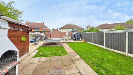 3 bedroom Semi-detached house for sale in Barnby Dun Road, Clay Lane, Doncaster, DN2