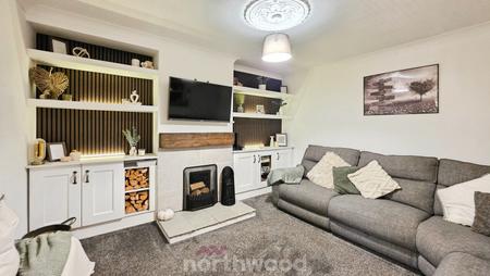 3 bedroom Semi-detached house for sale in Barnby Dun Road, Clay Lane, Doncaster, DN2