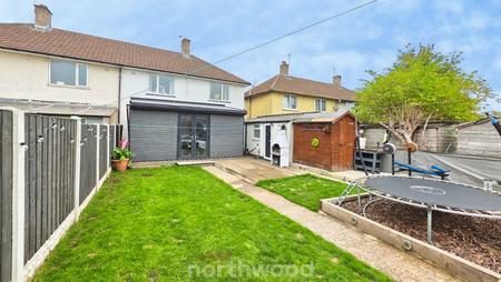 3 bedroom Semi-detached house for sale in Barnby Dun Road, Clay Lane, Doncaster, DN2
