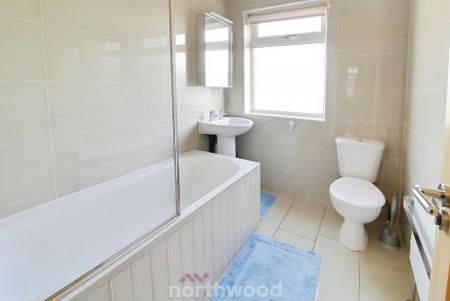 3 bedroom Terraced House for sale in Strathmore Road, Town Moor, Doncaster, DN2