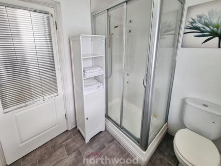 3 bedroom Semi-detached house for sale in Fern Close, Wheatley Hills, Doncaster, DN2