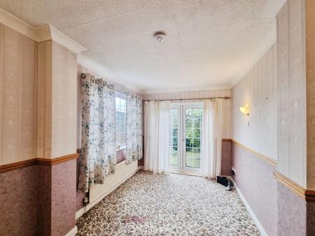 3 bedroom Semi-detached house for sale in Fern Close, Wheatley Hills, Doncaster, DN2