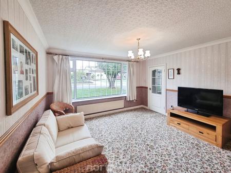 3 bedroom Semi-detached house for sale in Fern Close, Wheatley Hills, Doncaster, DN2