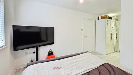 3 bedroom Detached house for sale in Blackberry Road, Lakeside, Doncaster, DN4