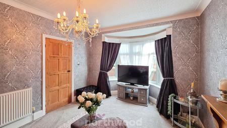 4 bedroom Semi-detached house for sale in Sandbeck Road, Bennetthorpe, Doncaster, DN4