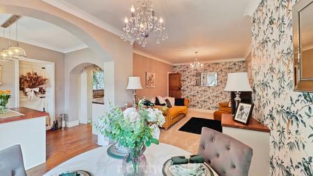 4 bedroom Semi-detached house for sale in Sandbeck Road, Bennetthorpe, Doncaster, DN4