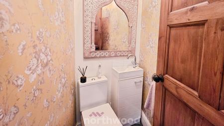 4 bedroom Semi-detached house for sale in Sandbeck Road, Bennetthorpe, Doncaster, DN4